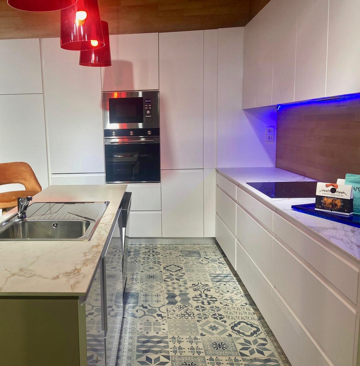 Cocina-en-exposicion-INOU-Madrid