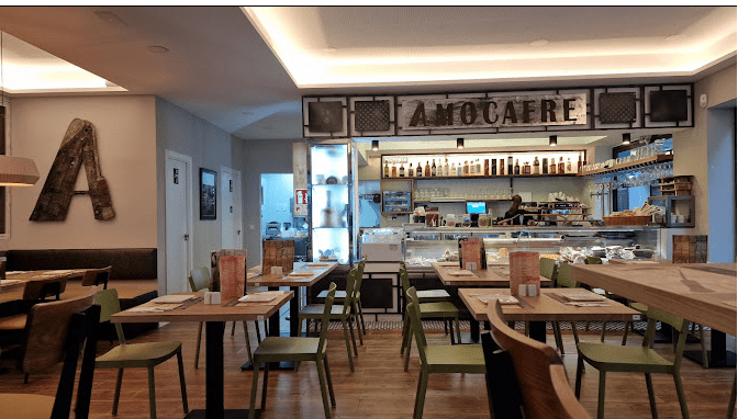 Mobiliario de hostelería suministrado por INOU en LA DOLCE VITTA restaurante Benalmadena - Málaga