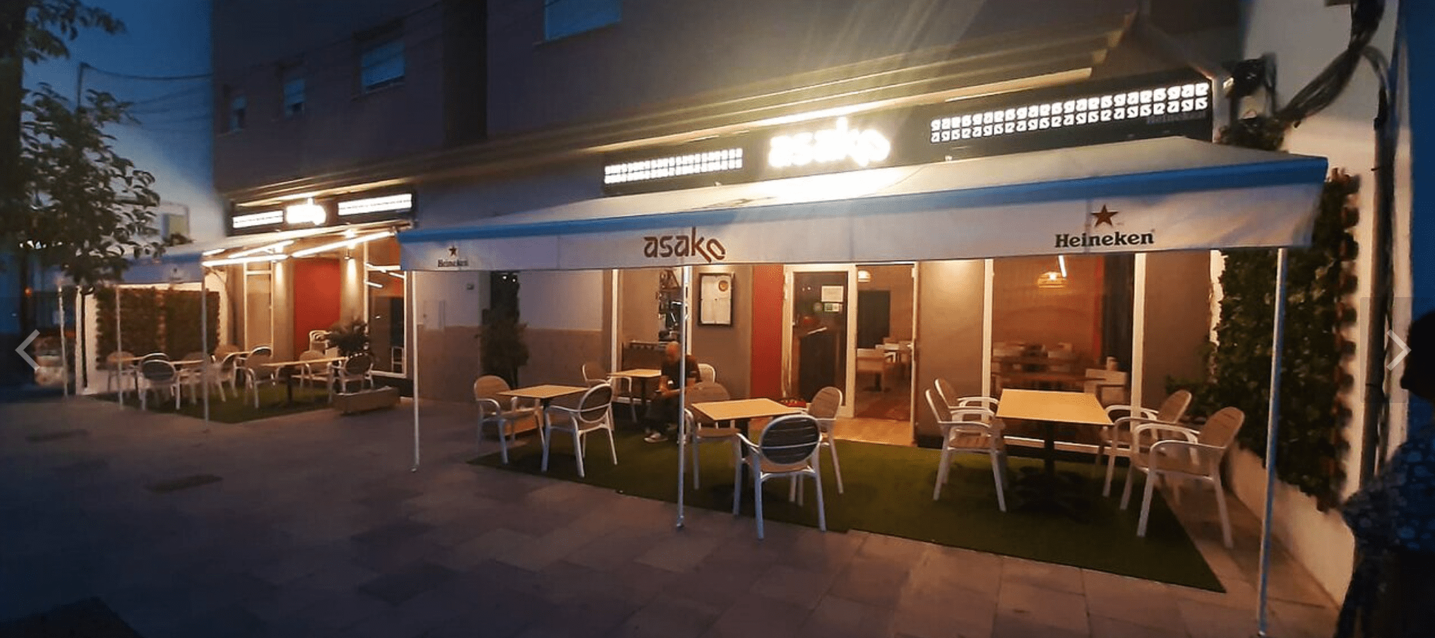 Mobiliario terraza restaurante instalado por INOU