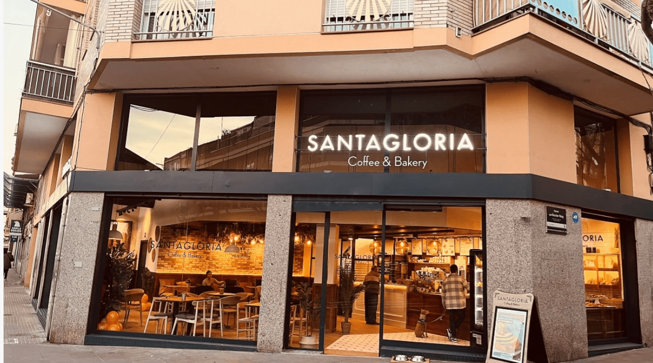 Mobiliario de hostelería suministrado por INOU en Restaurante SANTA GLORIA BAKERY 2 - Barcelona