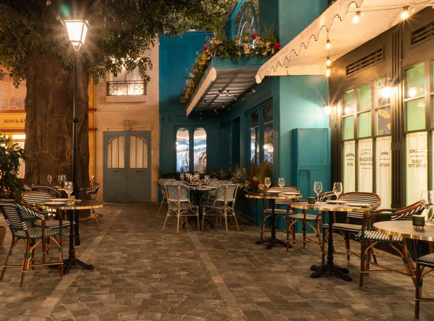 Sillas de INOU Mobiliario en restaurante Voltereta Sevilla