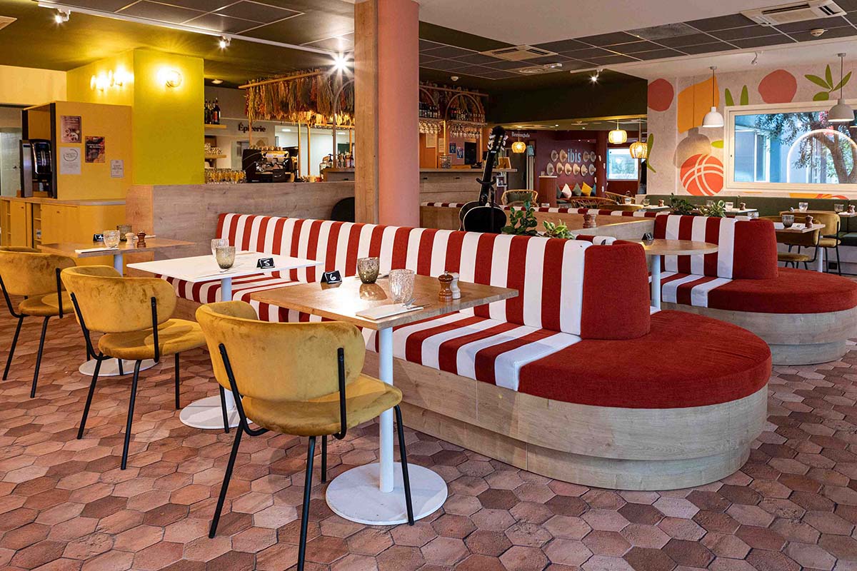 mobiliario cafeteria INOU